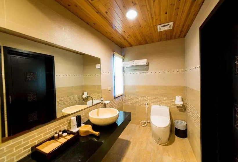 تختخواب و صبحانه Kenting Summerland Garden Resort