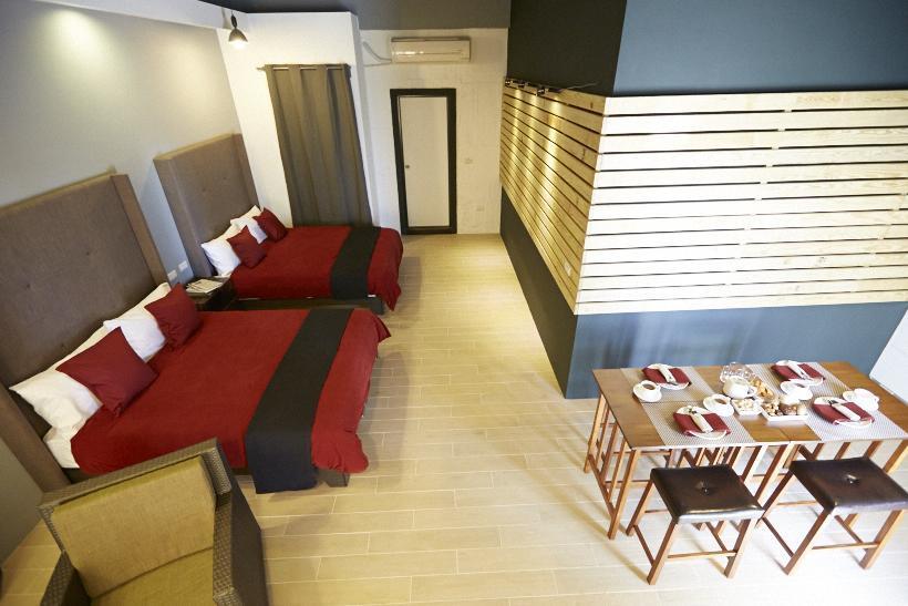 تختخواب و صبحانه The Town Homestay