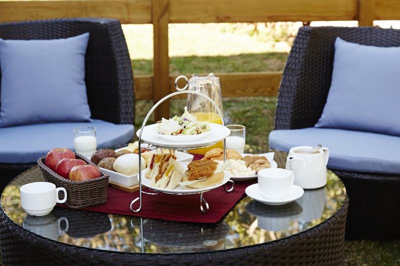 تختخواب و صبحانه The Town Homestay