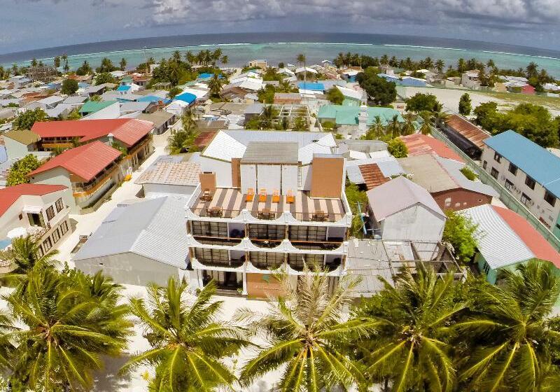 هتل Crystal Sands Villa