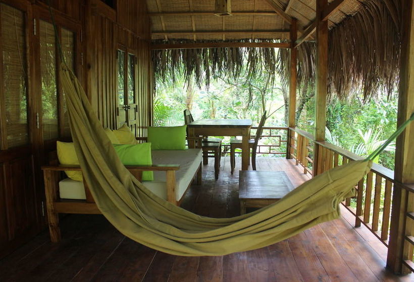 هتل Freedomland Phu Quoc