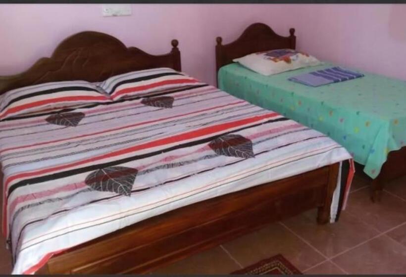 ホテル Himasha Guest