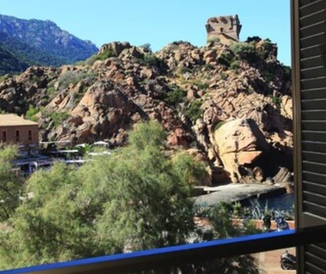 בית מלון כפרי & Residence Le Subrini