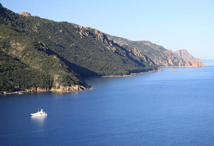 בית מלון כפרי & Residence Le Subrini