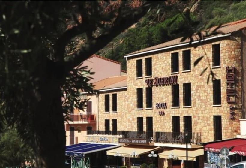 בית מלון כפרי & Residence Le Subrini