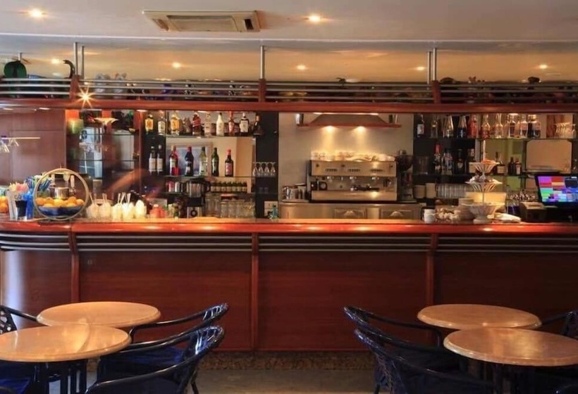 בית מלון כפרי & Residence Le Subrini