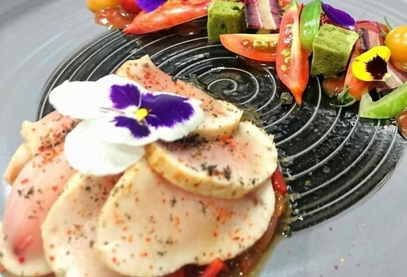 בית מלון כפרי & Residence Le Subrini