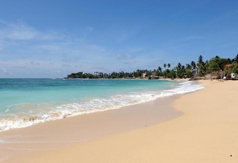 בית מלון כפרי Land's End Villa