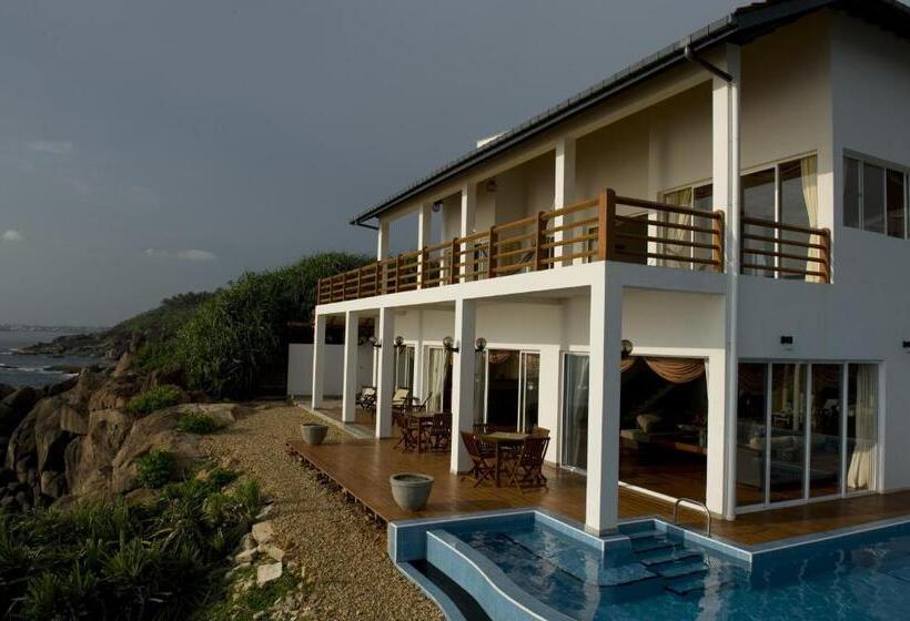 בית מלון כפרי Land's End Villa