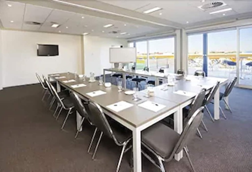 호텔 Mantra Melbourne Melton