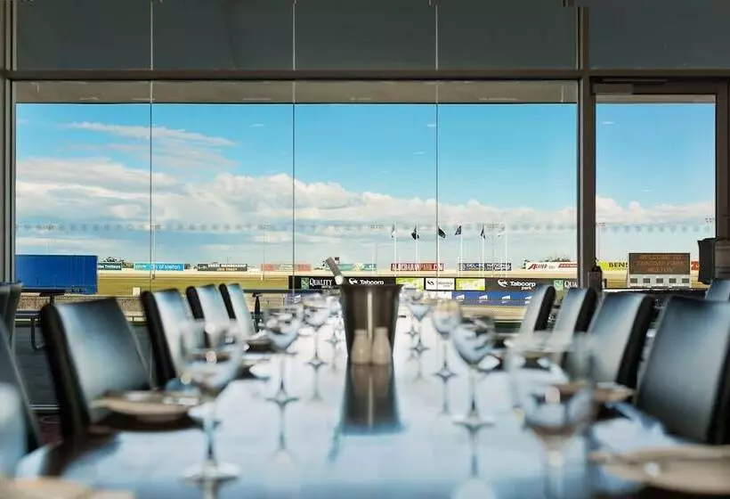 ホテル Mantra Melbourne Melton