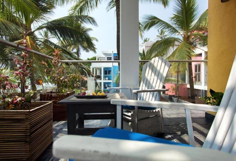 Owl And The Pussycat Hotel & Restaurant