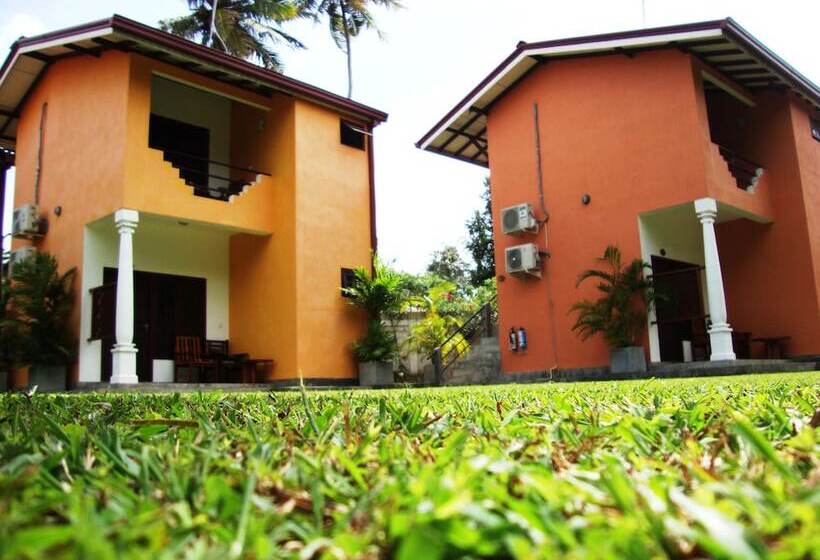 Hotel Riverside Cabanas