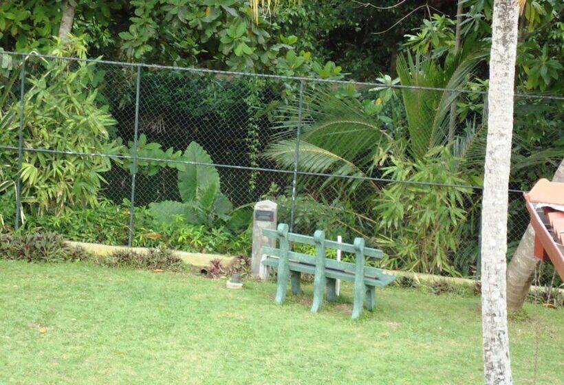 Hotel Riverside Cabanas