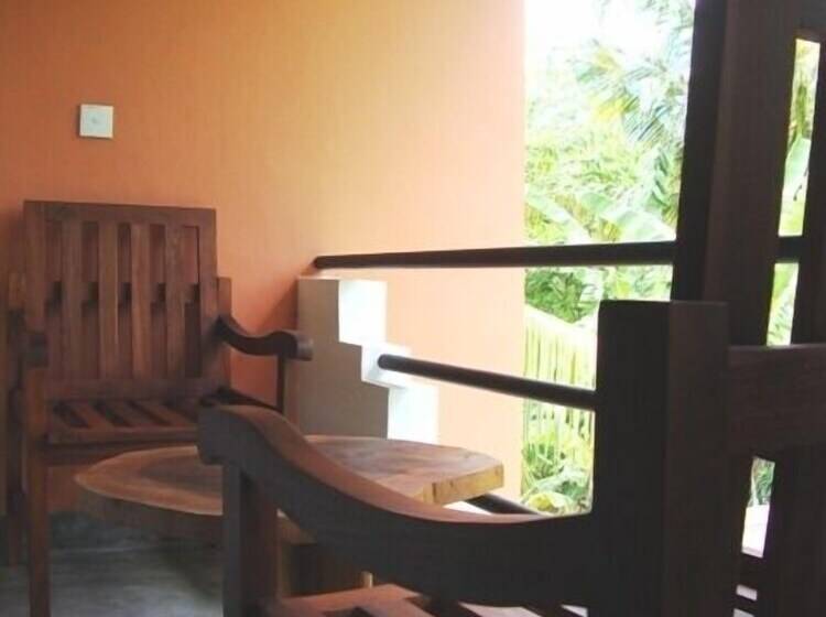 Hotel Riverside Cabanas