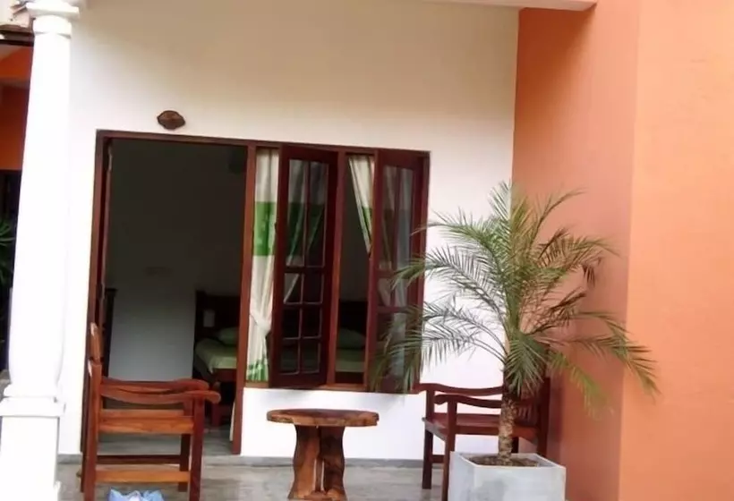 Hotelli Riverside Cabanas