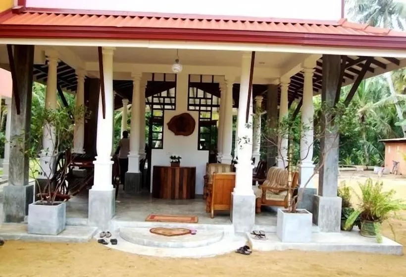 Hotelli Riverside Cabanas