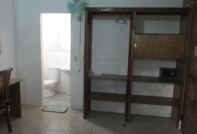 בית מלון כפרי Sea Turtle House