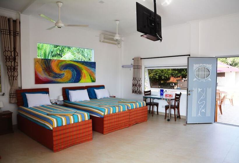 בית מלון כפרי The Hilltop Boosa