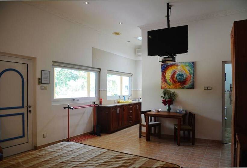 בית מלון כפרי The Hilltop Boosa