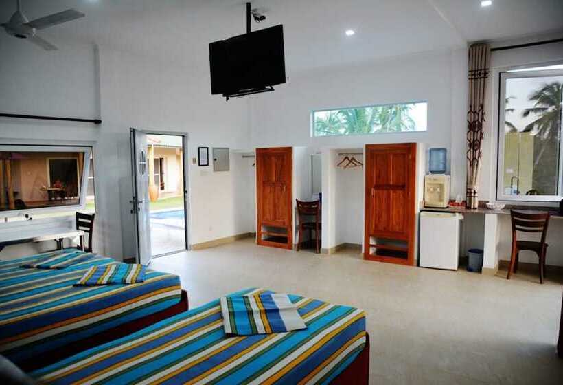 בית מלון כפרי The Hilltop Boosa