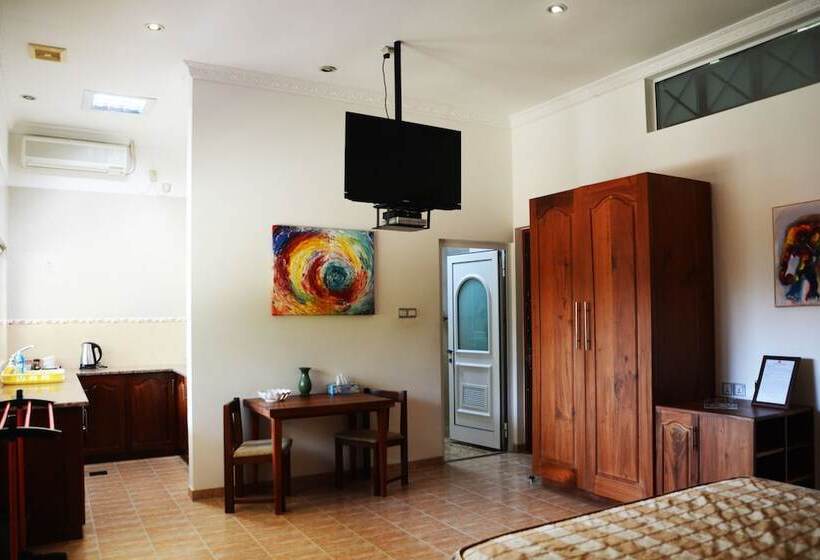 בית מלון כפרי The Hilltop Boosa