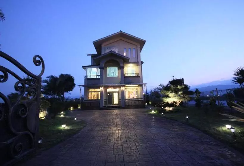 Mandy's House B&b