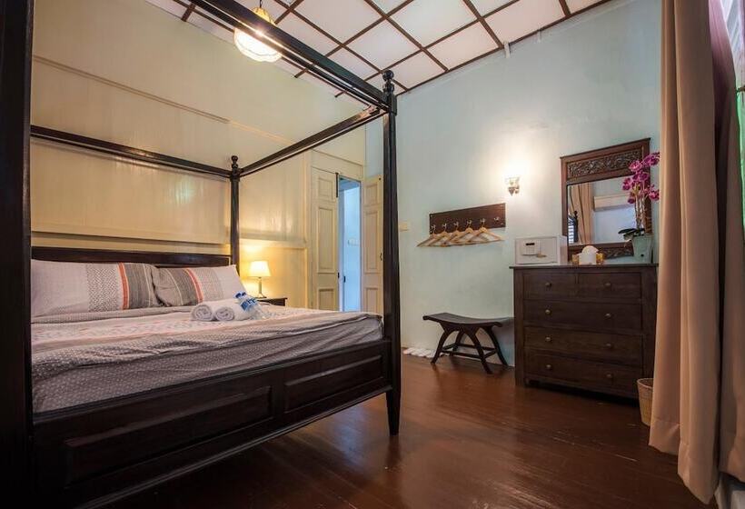 Palanquinn Heritage Suites