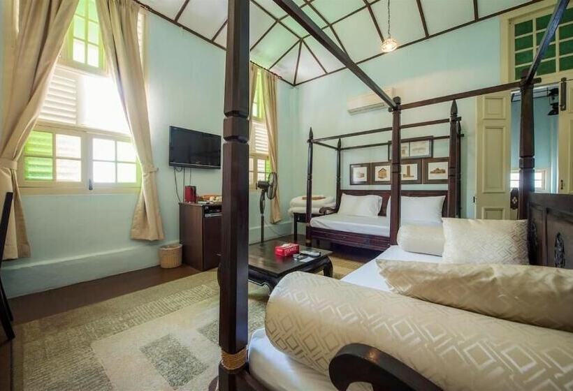 Palanquinn Heritage Suites