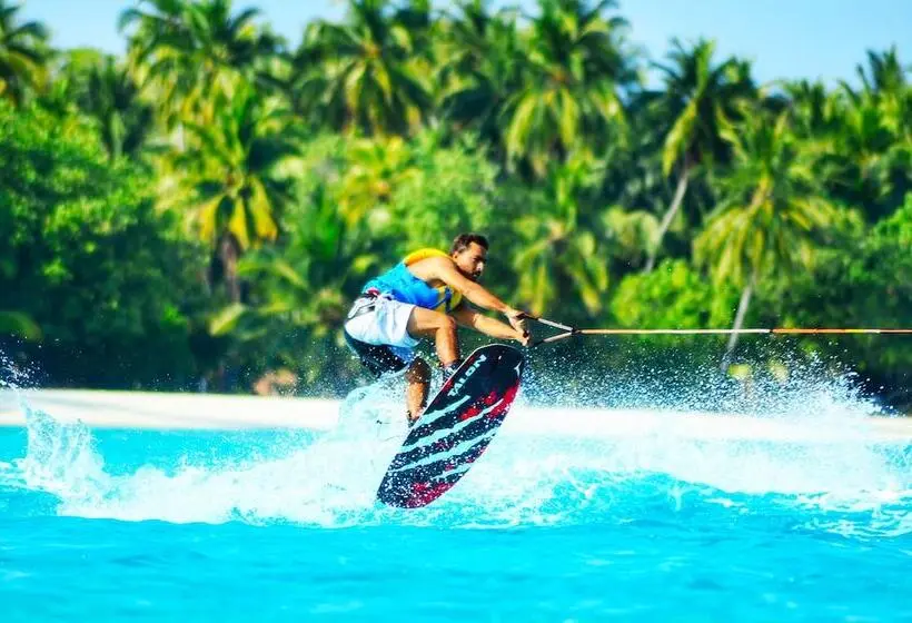 پانسیون Dhiffushi White Sand Beach