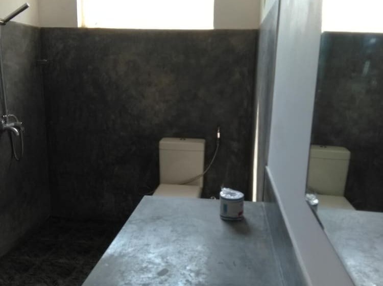 بنسيون Srimalis Residence