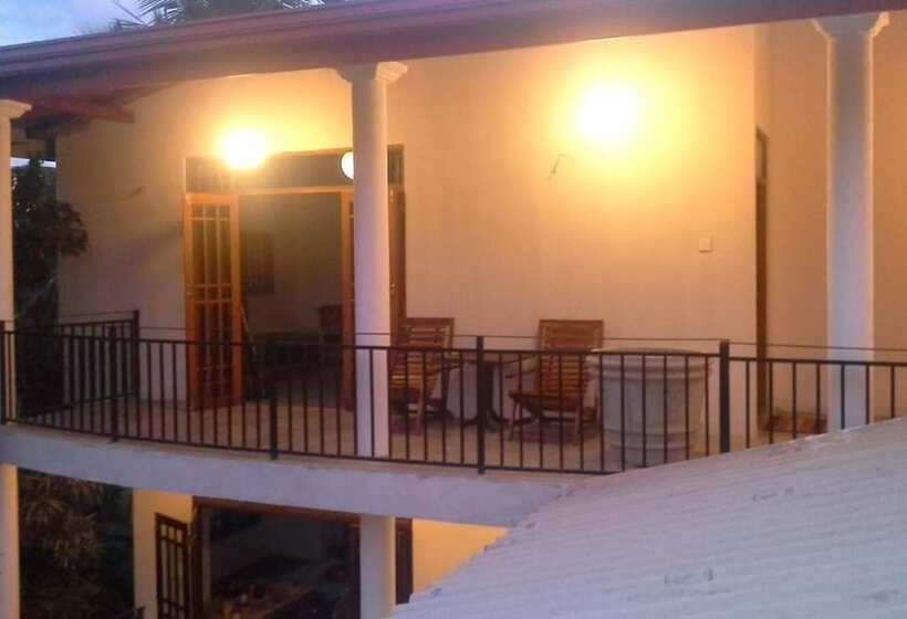 بنسيون Srimalis Residence