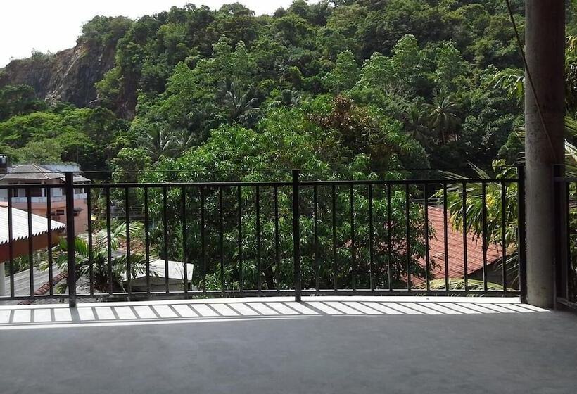 بنسيون Srimalis Residence