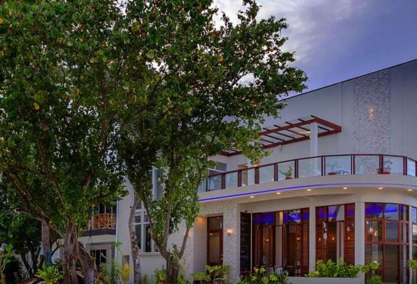 پانسیون Velana Beach Hotel Maldives