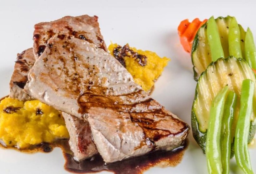 پانسیون Velana Beach Hotel Maldives