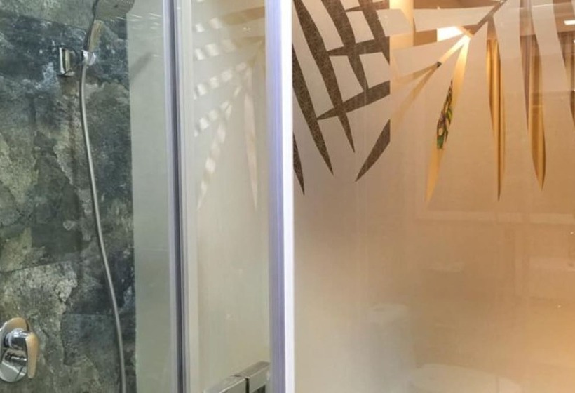 پانسیون Velana Beach Hotel Maldives