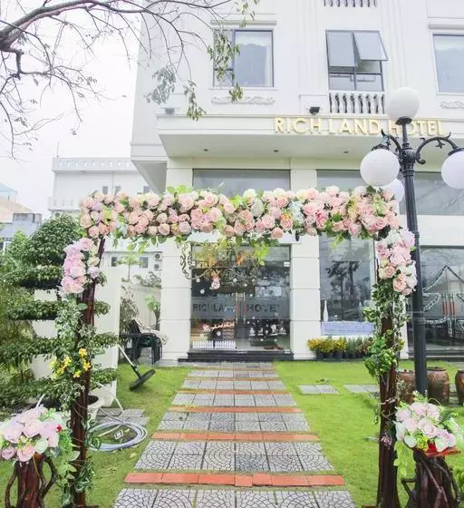 هتل London  Danang
