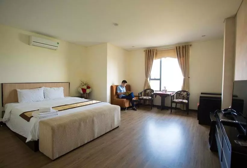 هتل London  Danang