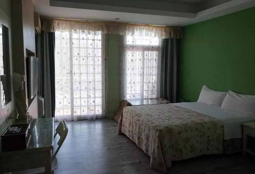 تختخواب و صبحانه A Cup Hostel