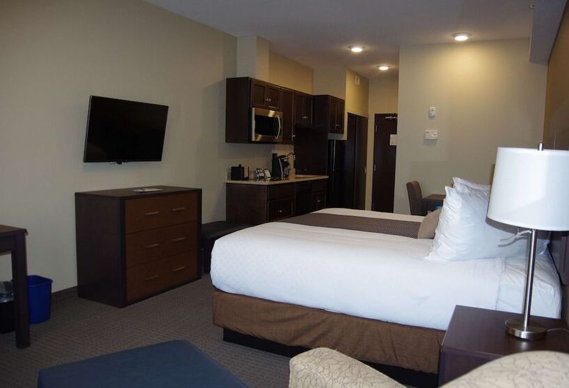 Hotelli Best Western Plus Lacombe Inn & Suites