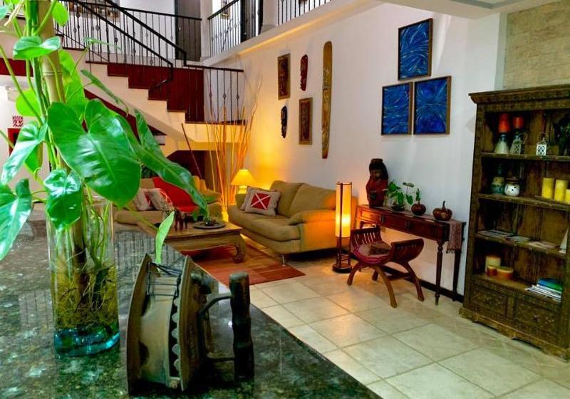 هتل Buenavista Inn