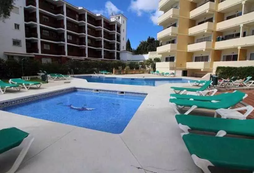 هتل Club Playa Flores