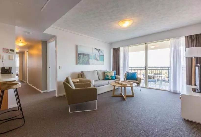 هتل Club Wyndham Kirra Beach