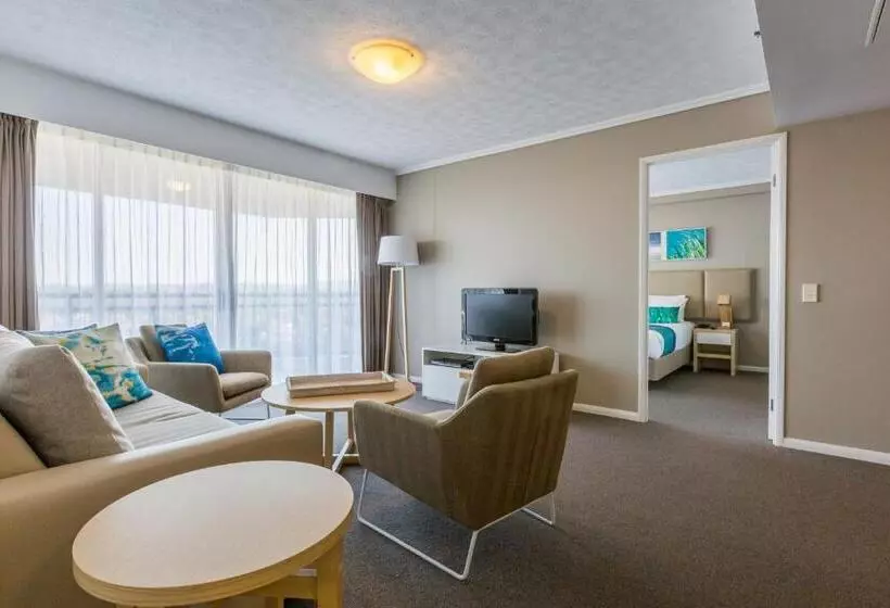 هتل Club Wyndham Kirra Beach