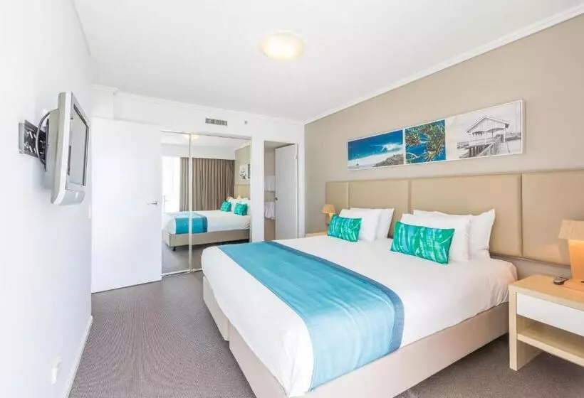 هتل Club Wyndham Kirra Beach