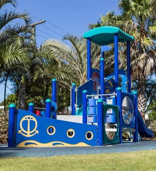 هتل Club Wyndham Kirra Beach