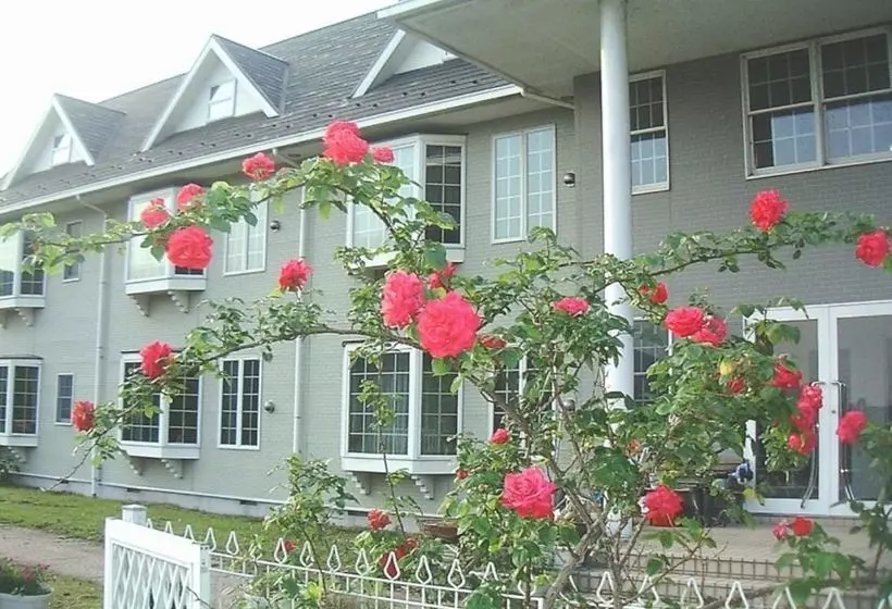 هتل Condominium Square Hills