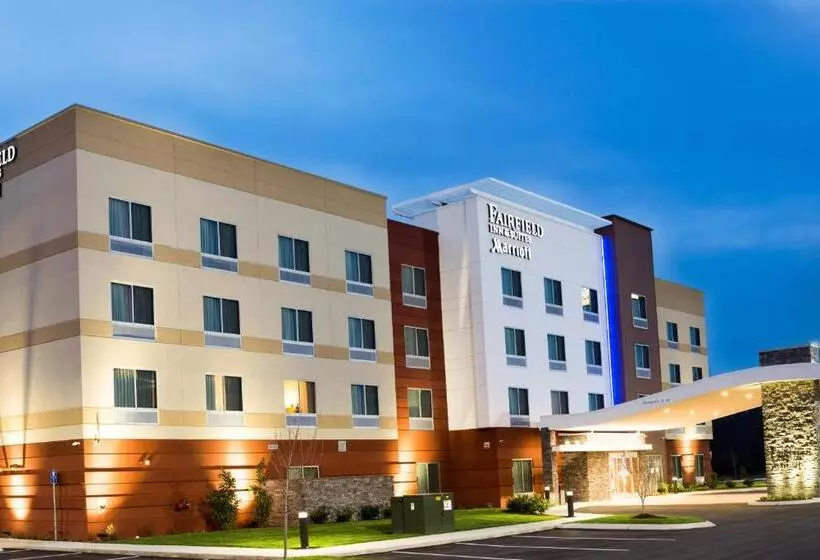 ホテル Fairfield Inn & Suites By Marriott Dickson
