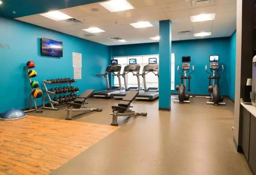 ホテル Fairfield Inn & Suites By Marriott Dickson