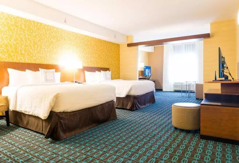 ホテル Fairfield Inn & Suites By Marriott Dickson